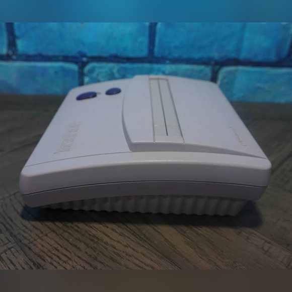 Authentic Super Nintendo SNES Game Console Jr. SNS-101 with 2 Controllers - Picture 6 of 11